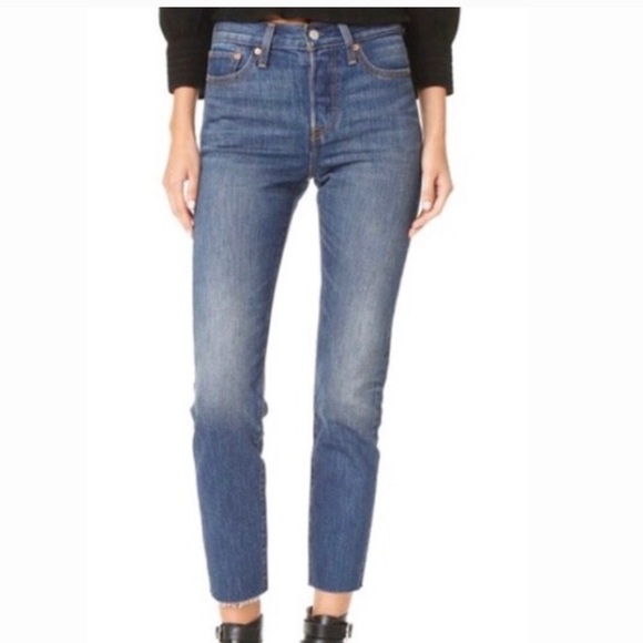 Levi’s Medium Wash Raw Hem Skinny Jeans Size 27 - Picture 1 of 11